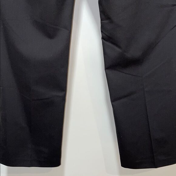 Black Dress Pants with Straight Leg and Smooth Fabric - Picture 8 of 9